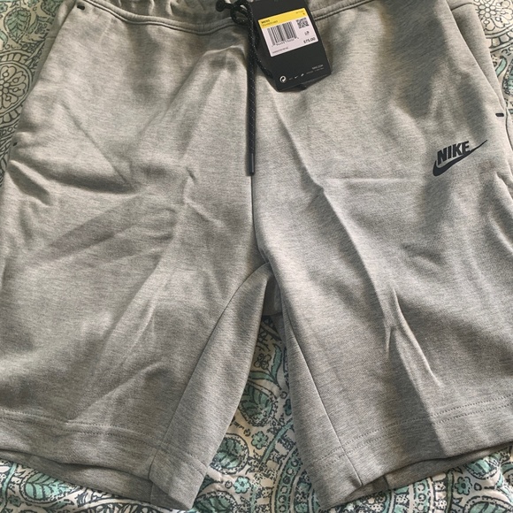 Nike mens shorts
